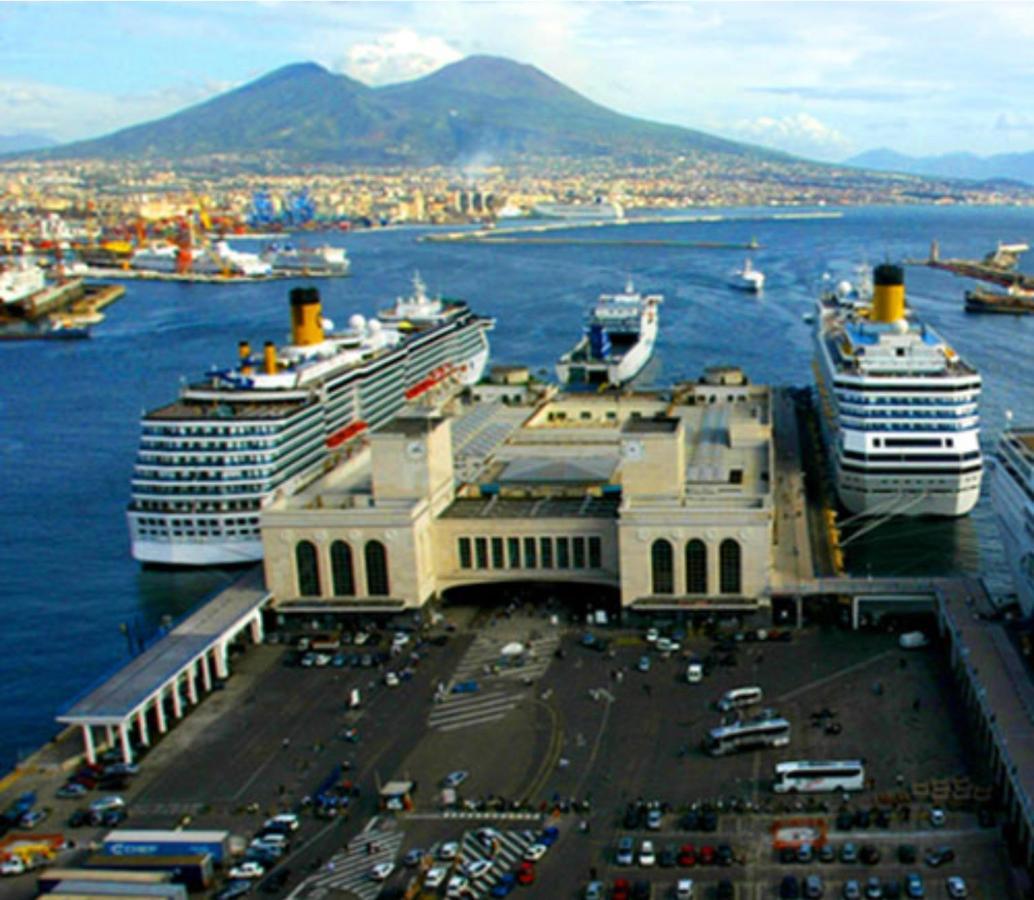 B&B Marika Toledo Napoli Bagian luar foto
