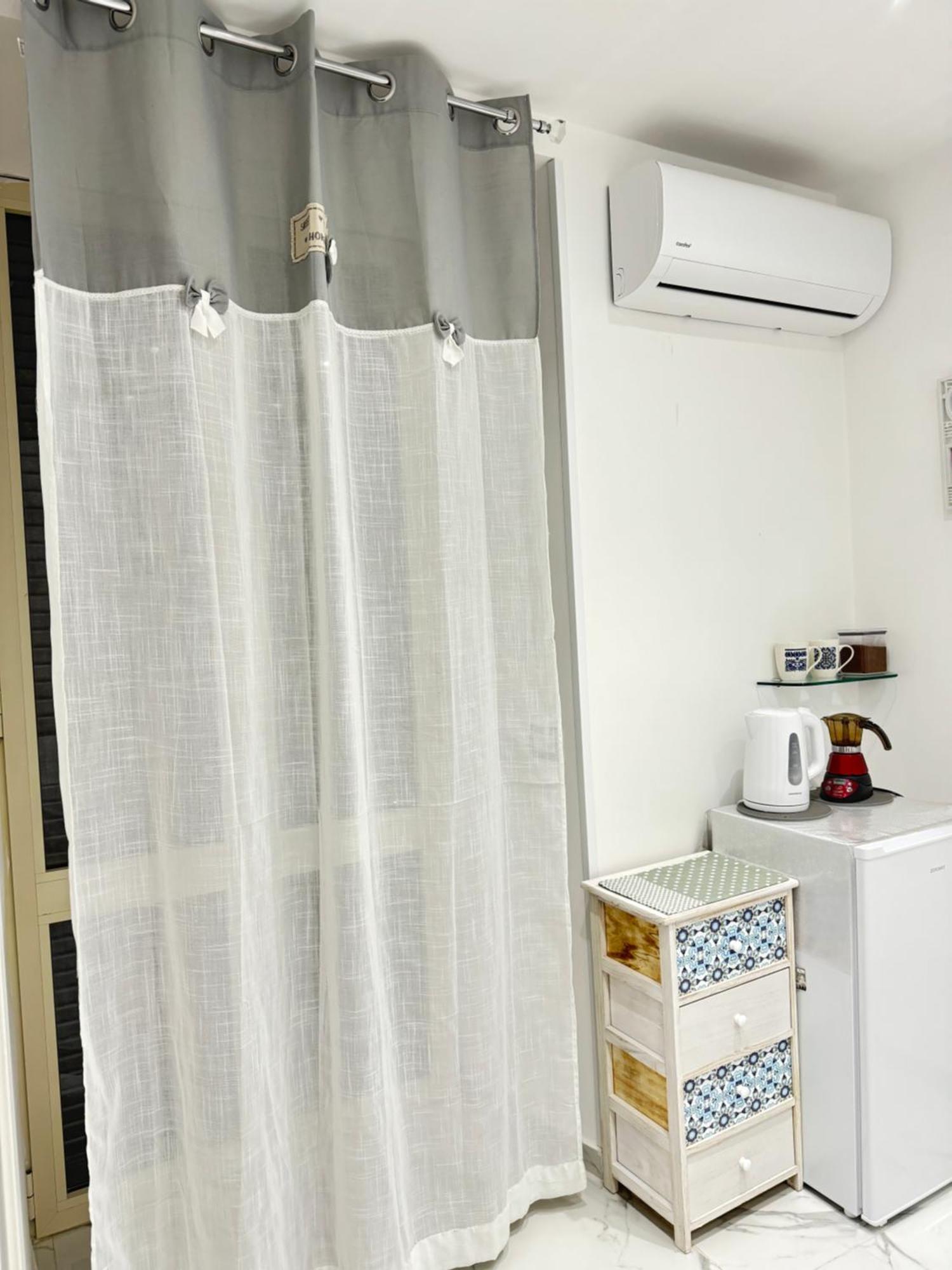 B&B Marika Toledo Napoli Bagian luar foto